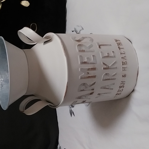 Metal mini milk container - Picture 1 of 3